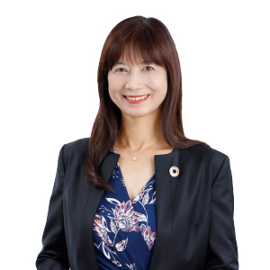 <p>兵庫県西宮市生まれ。1988年、女性を中心にしたマーケティング会社クレアンを設立。1995年頃から、環境・CSRビジネスをスタート。これまでに、延べ約800社のCSRコンサルティングやCSR報告書の企画制作を支援。公益財団法人みらいRITA代表理事、NPO法人サステナビリティ日本フォーラム事務局長、日本ユニシス株式会社社外取締役、ISL・大学院大学至善館の共同プロジェクトCenter for Sustainability and Innovation（CSI）副センター長、一般社団法人ALLIANCE FOR THE BLUE理事、NPO法人日本サステナブル投資フォーラム理事、一般社団法人日本UNEP協会理事、環境省　国民運動事業推進委員会委員、環境省　持続可能な開発目標（SDGs）ステークホルダーズ・ミーティング構成員、地方創生SDGs官民連携プラットフォーム 幹事、文部科学省 中央教育審議会臨時委員、サステナブルライフスタイルTOKYO実行委員会 アドバイザー、また次世代への教育活動として横浜市立大学および大阪府立大学大学院の非常勤講師などを務める。</p>
